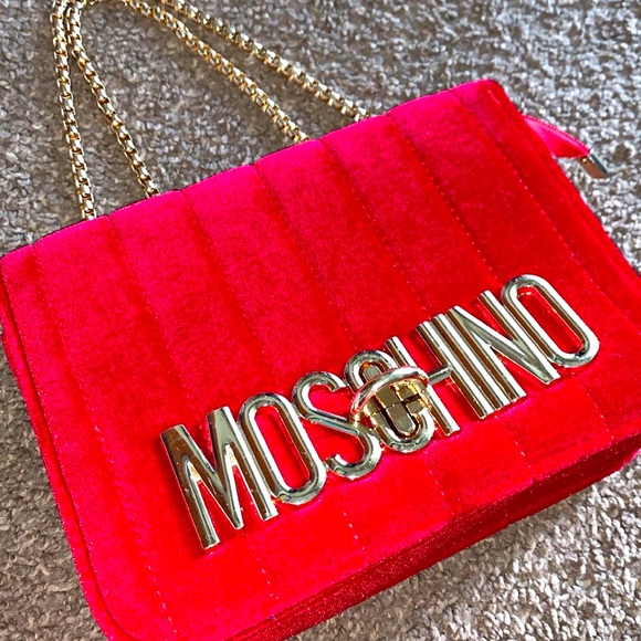 Red shoulder bag - Picture 1 of 1